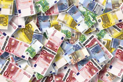 The euro is plunging – and probably won’t bounce back soon