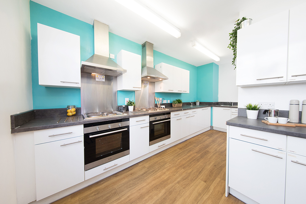 Cross Court House shared kitchen