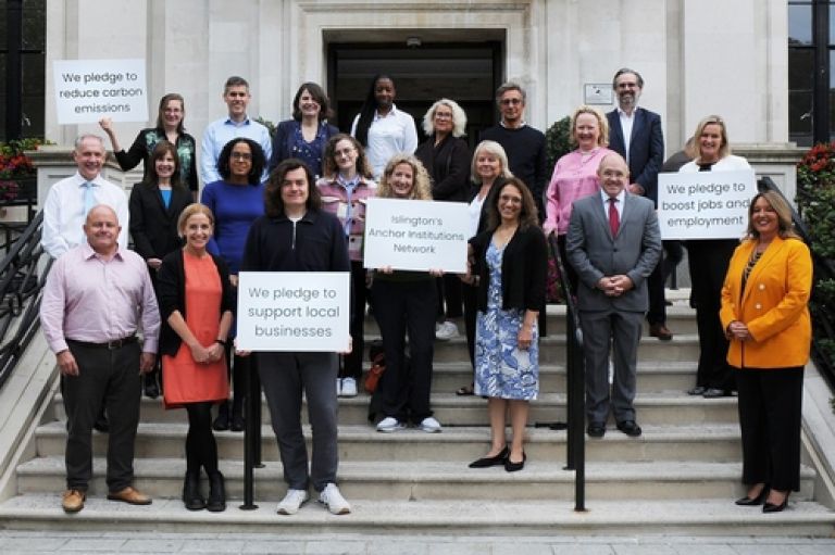Council leaders and City reps at the council offices