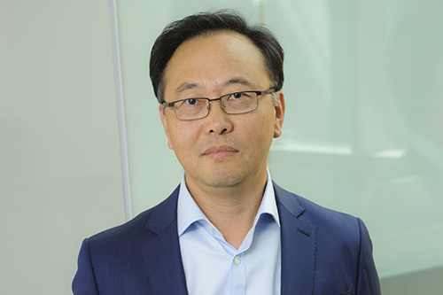 Professor Feng Li