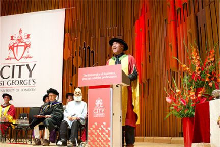 “We need a generation of forceful dreamers”: Dr Gus Casely-Hayford OBE awarded honorary degree of doctor of arts
