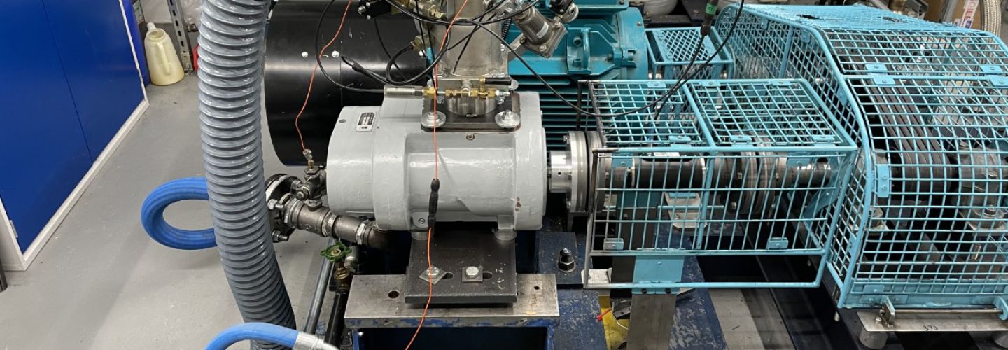 Compressor banner