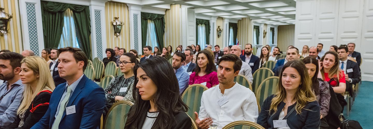 Alumni team attending an event 