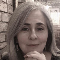 Photo of Dr Susan Bradley
