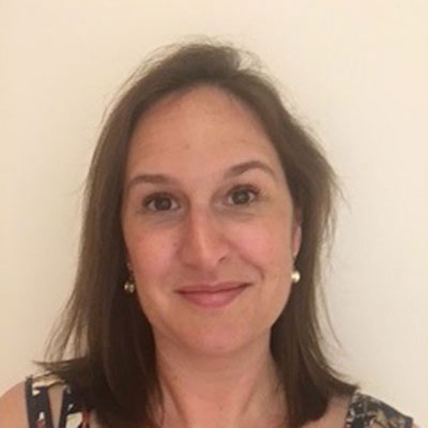 Portrait photo of Dr Louise Fenner