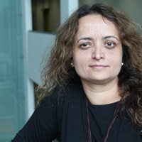 Dr Carolina Matos