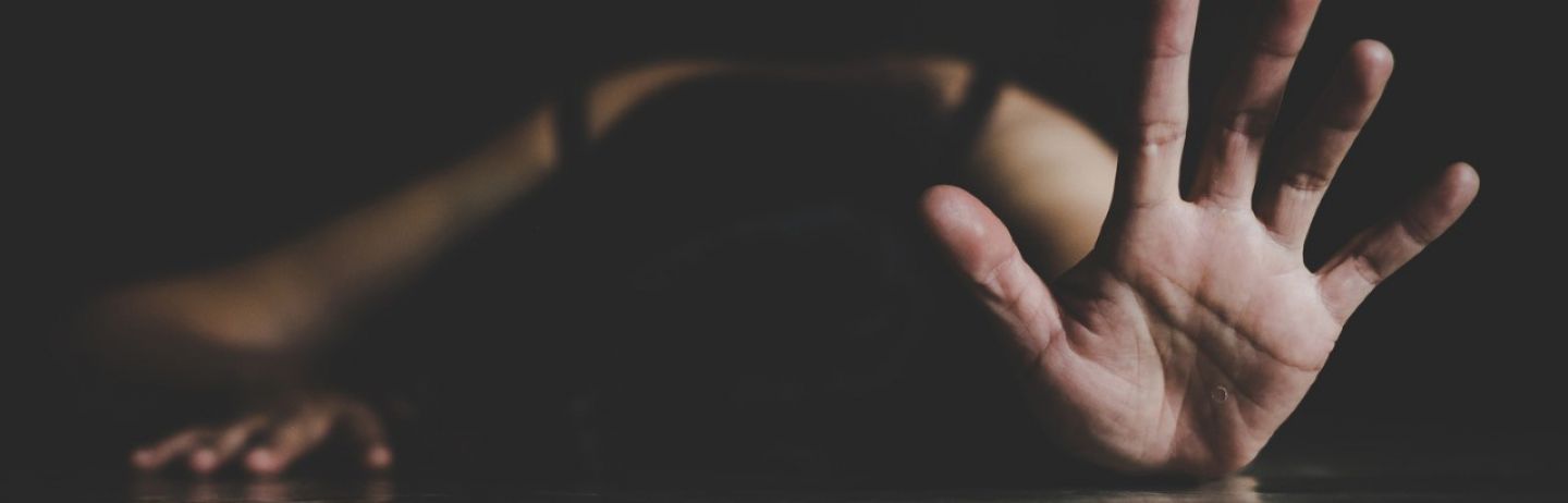 Dom abuse banner