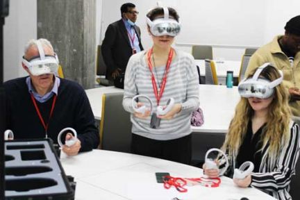 City to open UK’s largest AR/VR design learning centre in partnership with ARuVR