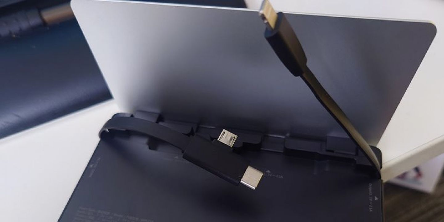 Power pack for laptops