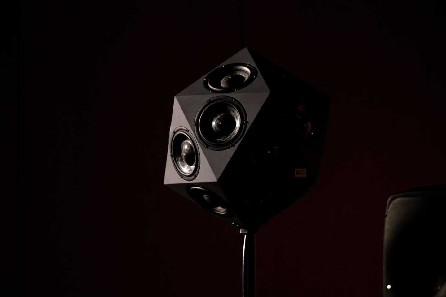IKO icosahedral loudspeaker array