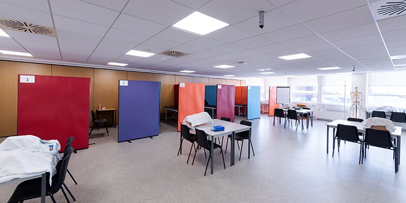 Patient treatment bay in clinical skills practice space